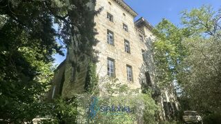  Villa  vendre 11 pices 500 m Castillon du gard