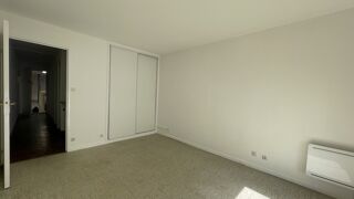  Appartement à louer 2 pièces 31 m²