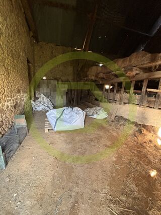  Maison � vendre 2 pi�ces 250 m�