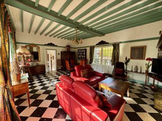  Villa  vendre 6 pices 156 m