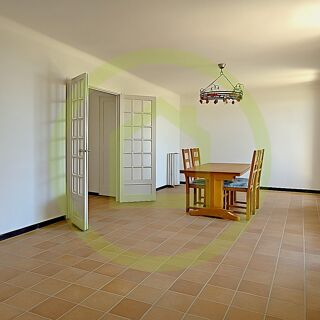  Appartement � vendre 5 pi�ces 130 m�