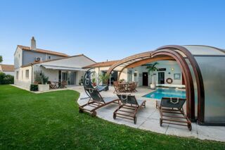  Villa � vendre 7 pi�ces 296 m�