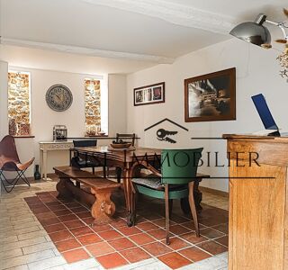  Maison  vendre 9 pices 218 m