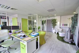   Bureau Le cres