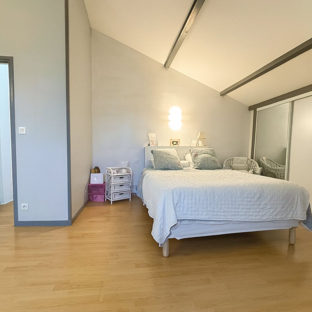 � vendre  Villa Ustaritz (64480)