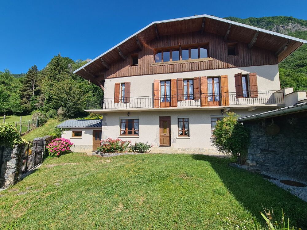 Maison 6 pièces 249 m² · à Montailleur · 249 m² · 499 000 €