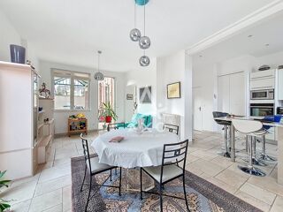  Maison à vendre 8 pièces 216 m²