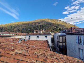  Immeuble � vendre 10 pi�ces 166 m�