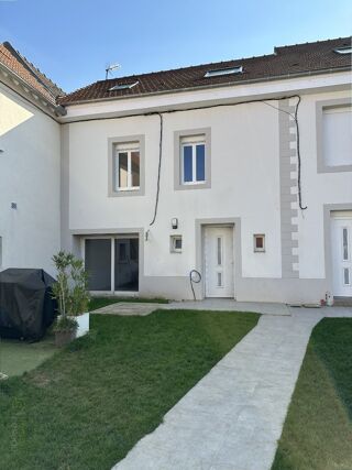  Maison � vendre 4 pi�ces 189 m�