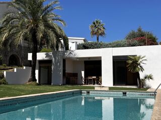  Maison  vendre 5 pices 302 m