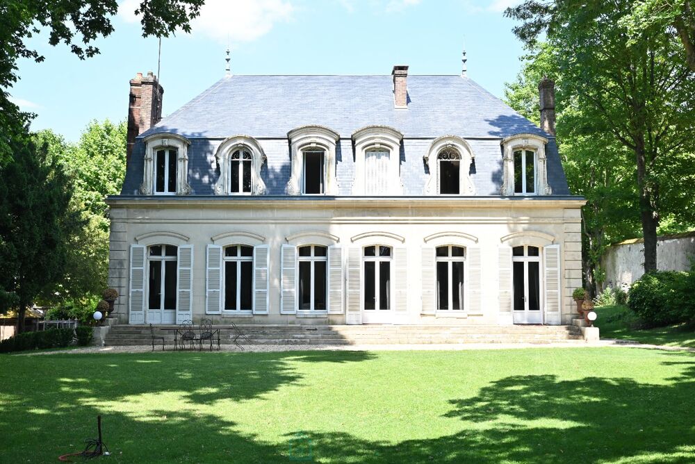 � vendre  H�tel Particulier Sens (89100)