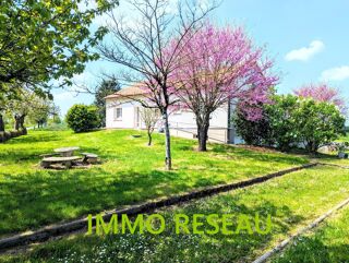  Villa  vendre 4 pices 110 m