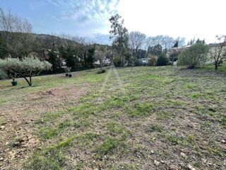  Terrain à vendre 594 m²