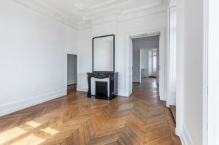  Appartement à vendre 7 pièces 103 m²
