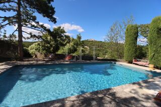  Maison � vendre 11 pi�ces 350 m�