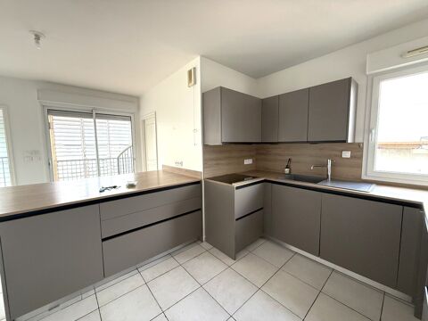  Appartement � louer 5 pi�ces 130 m�