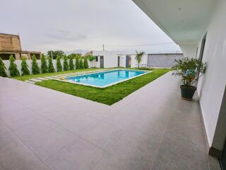  Maison � vendre 9 pi�ces 300 m� Nguerigne