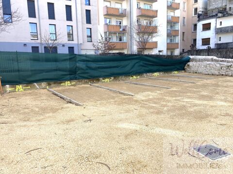  Parking / Garage  louer 