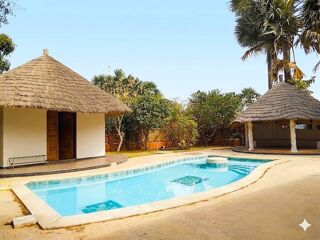  Villa � vendre 6 pi�ces 220 m� Saly