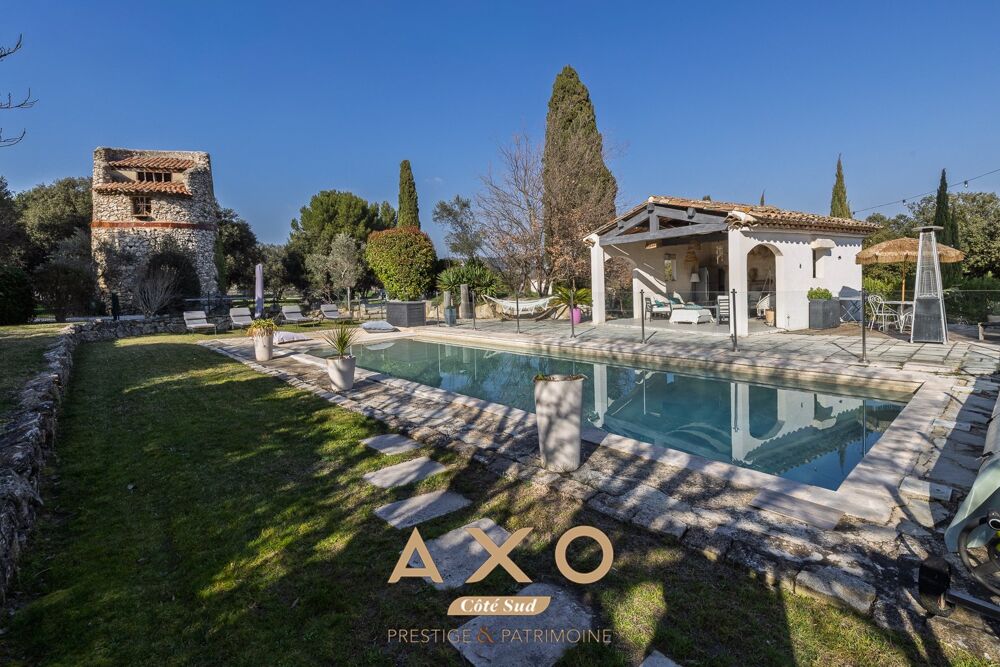 Maison 7 pièces 246 m² · à Ventabren · 246 m² · 1 290 000 €