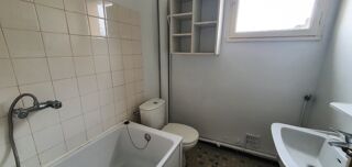  Appartement à louer 1 pièce 32 m²