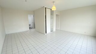  Appartement à louer 1 pièce 34 m²