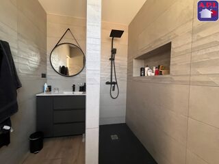  Villa à vendre 5 pièces 166 m²