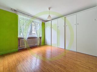  Maison � vendre 8 pi�ces 211 m�