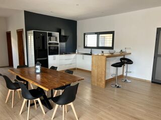  Villa � vendre 5 pi�ces 180 m� Somone