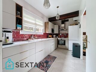  Villa  vendre 6 pices 150 m