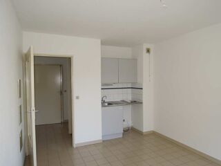  Appartement à louer 1 pièce 19 m²