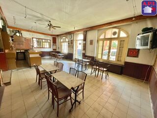  Immeuble � vendre 288 m�