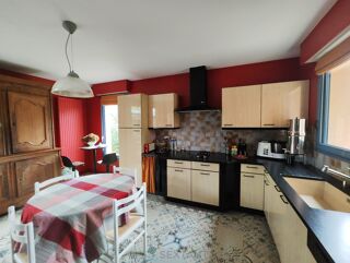  Maison � vendre 9 pi�ces 322 m�