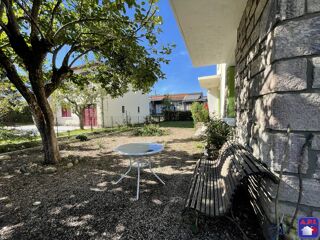  Maison à louer 5 pièces 137 m²
