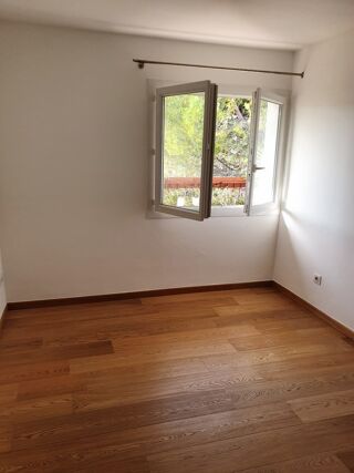 Appartement à louer 2 pièces 40 m²