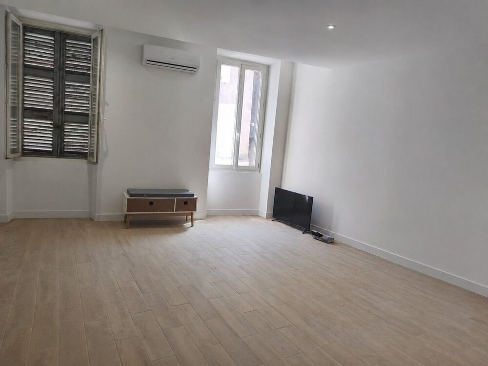Location Appartement Studio Gonfaron