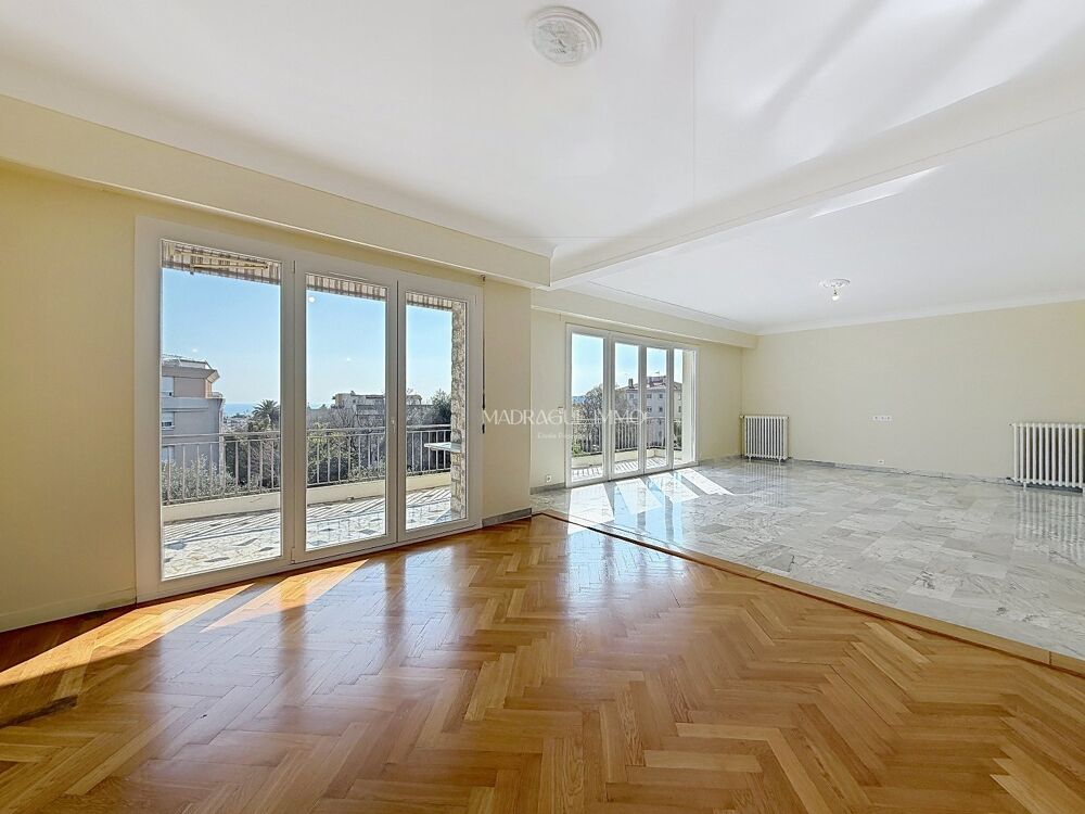 � vendre  Appartement Nice (06100)