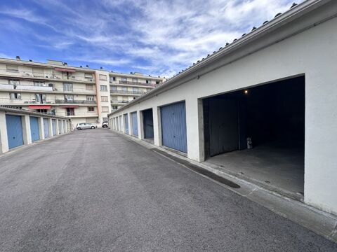  Parking / Garage � louer 1 pi�ce 