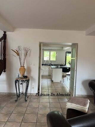  Maison à vendre 8 pièces 213 m²