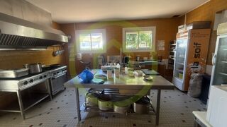  Immeuble à vendre 525 m²