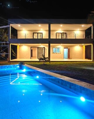  Maison � louer 6 pi�ces 330 m� Ngaparou