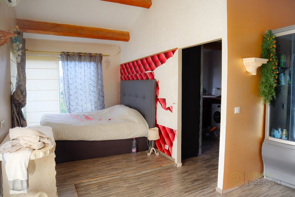 � vendre  Villa Roquevaire (13360)