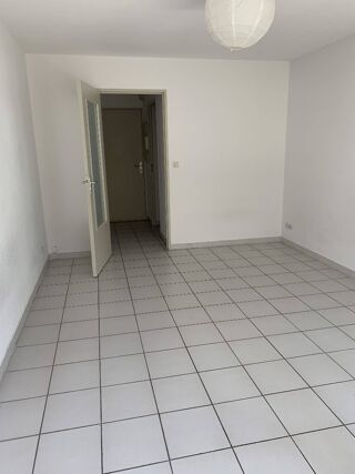  Appartement à louer 1 pièce 21 m²