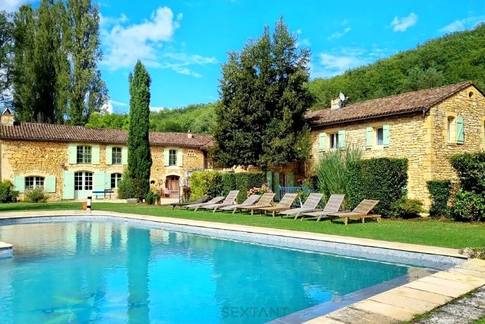 Maison 15 pièces 360 m² · à Bayac · 360 m² · 730 000 €