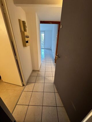  Appartement à louer 1 pièce 22 m²