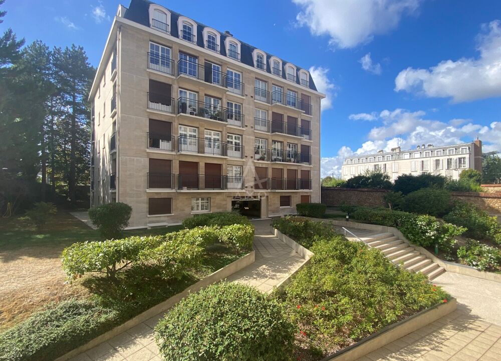 Appartement 4 pièces 109 m² · à Versailles · 109 m² · 850 000 €