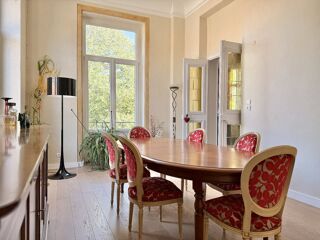  Maison à vendre 12 pièces 365 m²