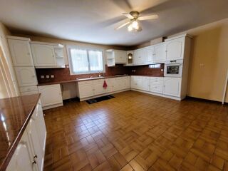  Maison � vendre 6 pi�ces 170 m� Sousmoulins