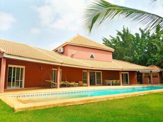  Villa � vendre 6 pi�ces 350 m� Saly portudal