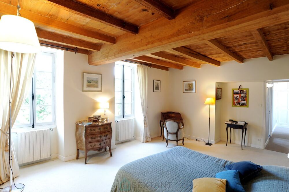 à vendre  Villa Cognac (16100)